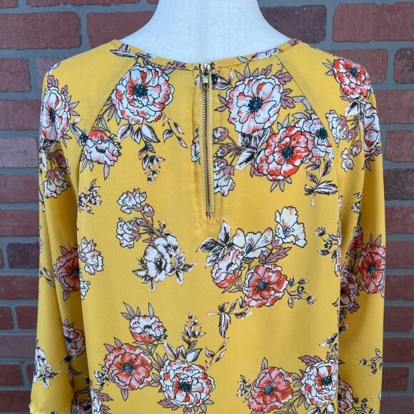Yellow Floral Bell Sleeve Blouse - Small Petite - Picture 10 of 13